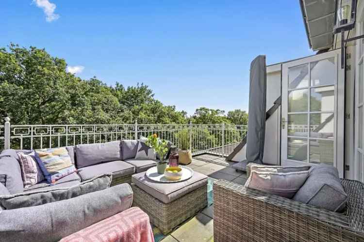 Appartement Te Huur in Wassenaar, Zuid-Holland