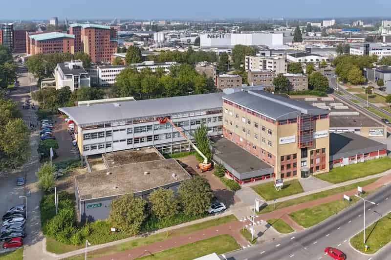 Kantoorpand Deventer te Koop: Beleggingspand 12110m2