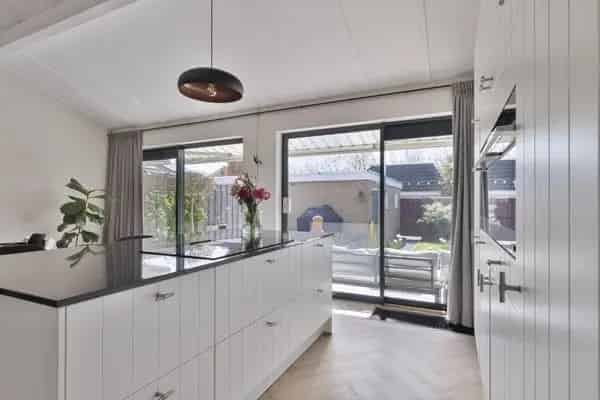 Moderne woning Halsteren  3 slaapkamers luxe badkamer tuin