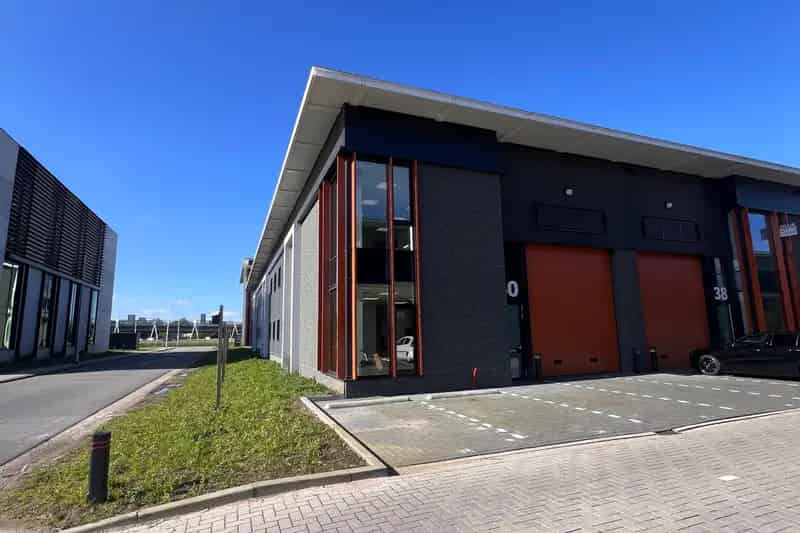 Bedrijfshal te huur Hendrik Ido Ambacht A16