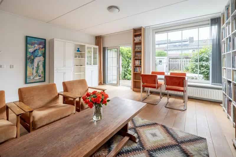 Familiewoning Hilversum: Ruim huis met garage en tuin