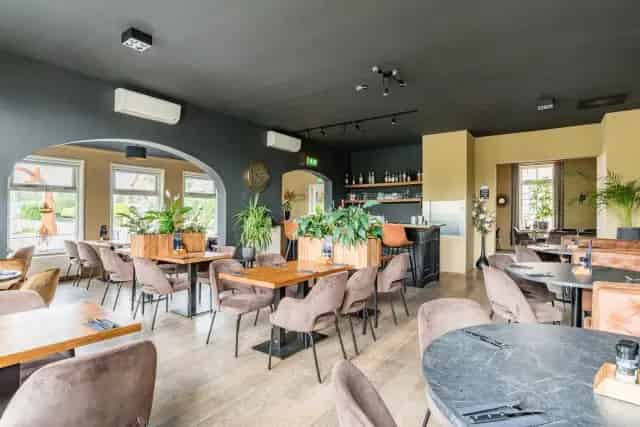 Restaurant met terras te koop aan de Linge