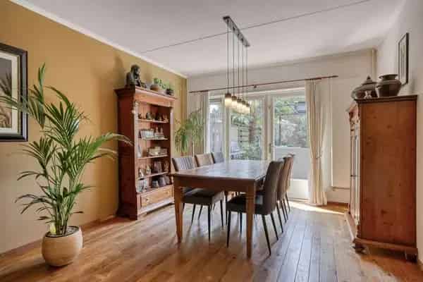 Huis Te Koop , 72, Liniestraat, Hulst, Zeeland