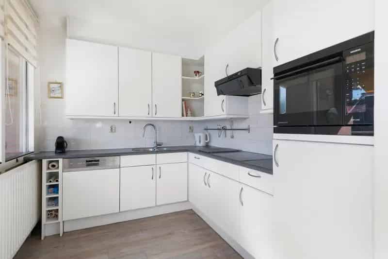4 Kamer Appartement Amsterdam Zuidoost Nabij Gaasperplas