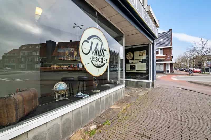 Bedrijfspand Leeuwarden Noordvliet: Veelzijdige Ruimte te Koop