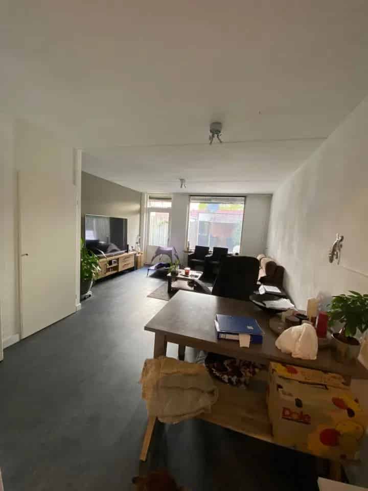 Eengezinswoning Tilburg: 3 slaapkamers, tuin, nabij centrum