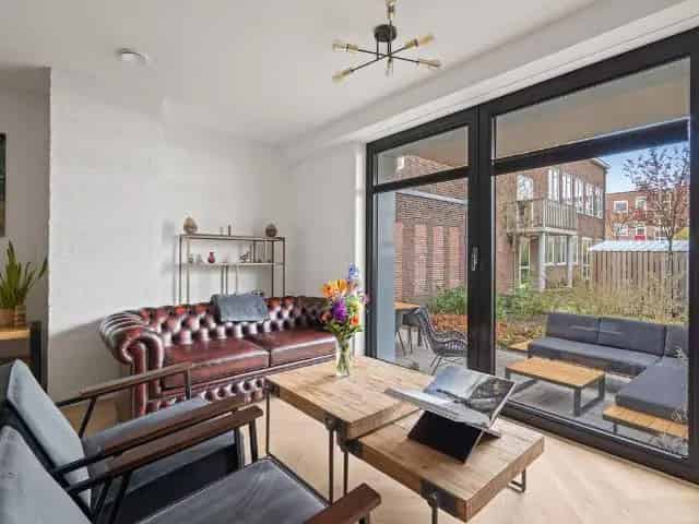 2 Kamer Benedenwoning Overschie Rotterdam 65m2 Tuin