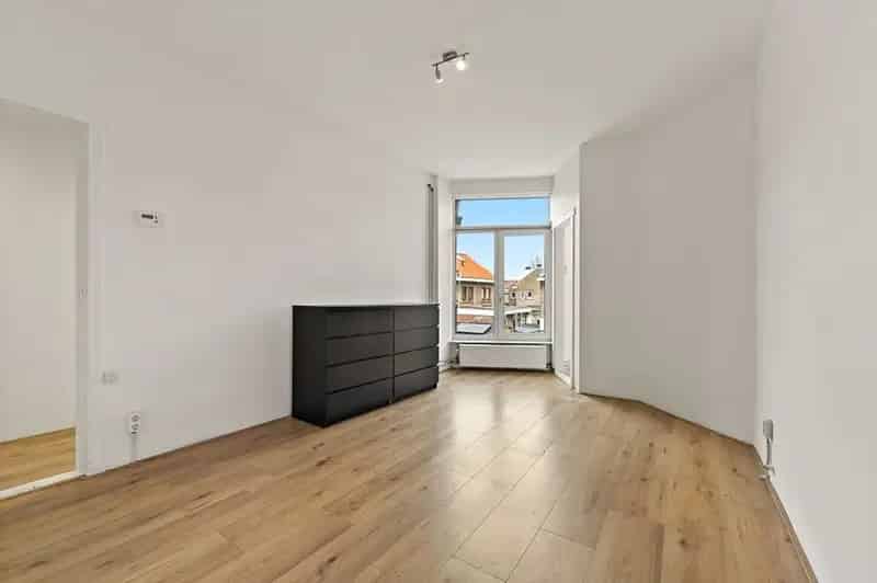 2 3 Kamer Bovenwoning Rijswijk 54m2 Balkon Moderne Badkamer