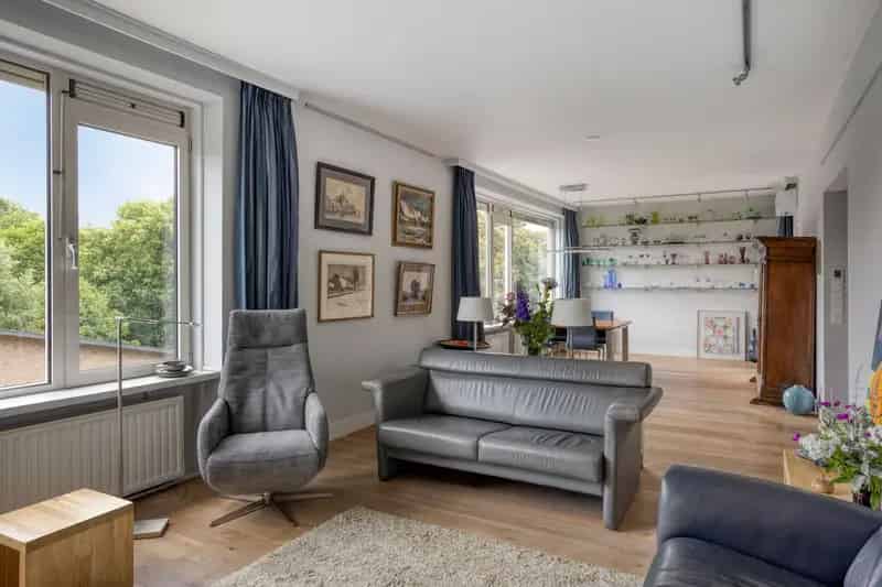 Appartement te koop Den Bosch Zuid: Ruim 4-kamer hoekappartement nabij Zuiderpark