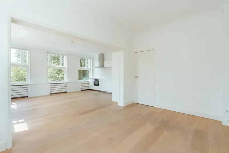 Amsterdam Zuid Appartement 83m2 2 Slaapkamers Nabij winkels en parken