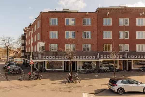 2 Slaapkamer Appartement 70m2 Jaren 30 Dakterras Balkon