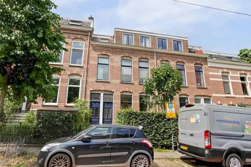 Gerenoveerde benedenwoning Arnhem Sonsbeekkwartier 3 slaapkamers 2 tuinen