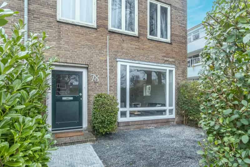 Appartement te koop Elsrijk Amstelveen: 3 kamer benedenwoning met tuin