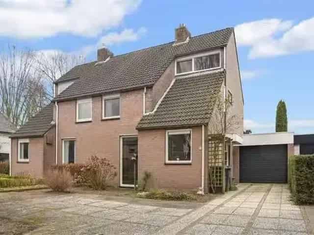 Huis te koop Von Flotowstraat 15 Tilburg