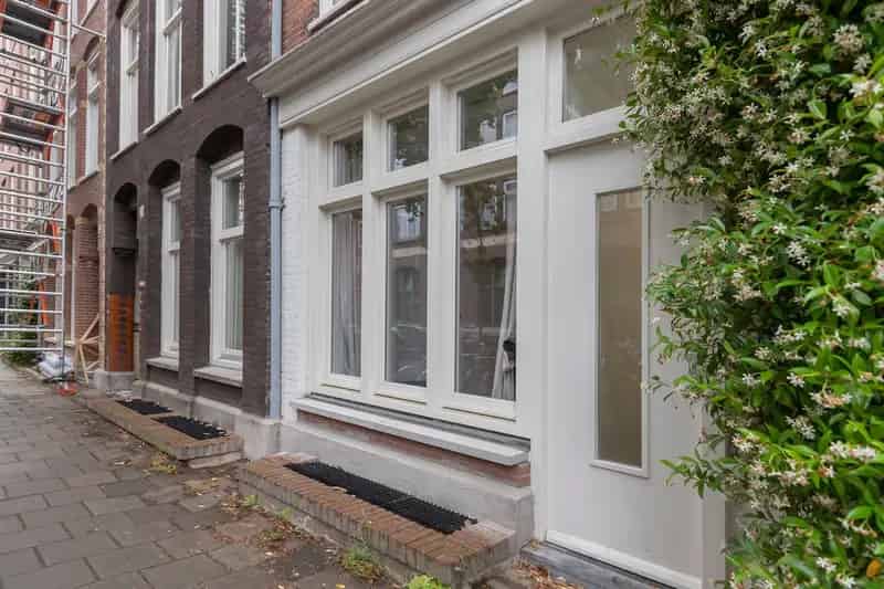 Te Koop: Dubbel Benedenhuis Pijp 84m2 - 2 slaapkamers - Tuin