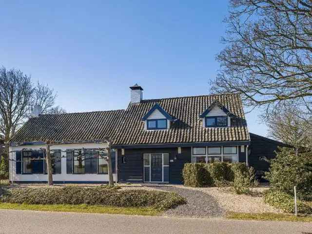 Ruime Vrijstaande Woning Ouddorp 222m2 Perceel 4730m2