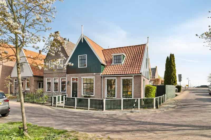 Vrijstaande Hoekwoning Oud-Monnickendam Vrij Uitzicht