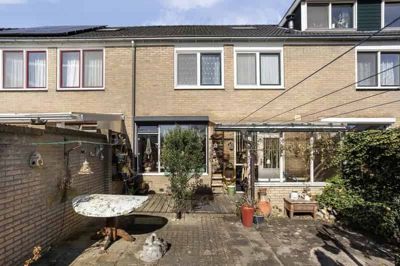 Zeer Ruime Tussenwoning Schoonebeek  Garage Berging Energielabel B