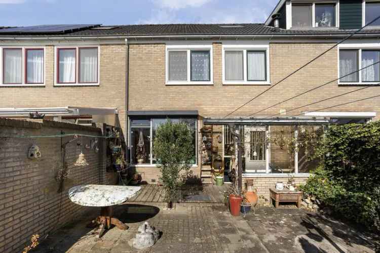 Zeer Ruime Tussenwoning Schoonebeek  Garage Berging Energielabel B
