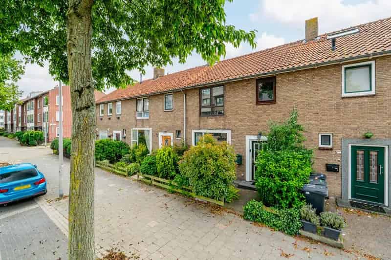 Gezinswoning Diemen Centrum 4 slaapkamers zonnige tuin