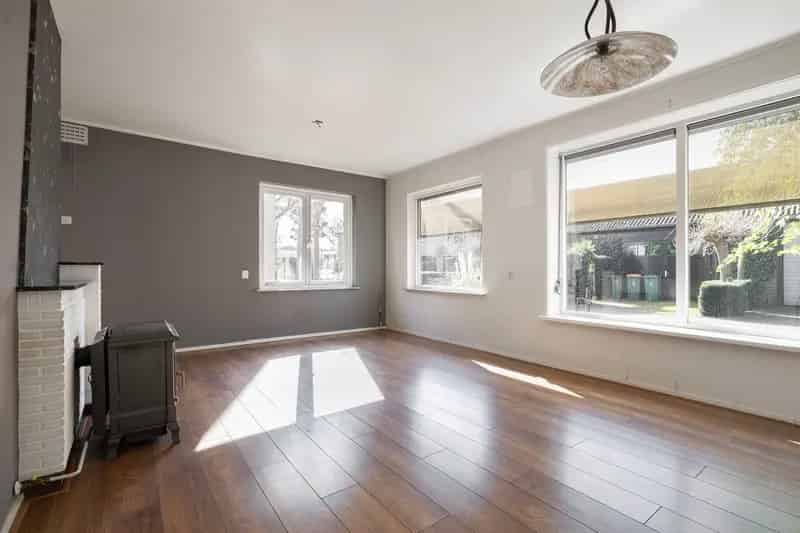 Huis te koop Ede Kampstraat: 4 slaapkamers, diepe tuin, modernisering nodig