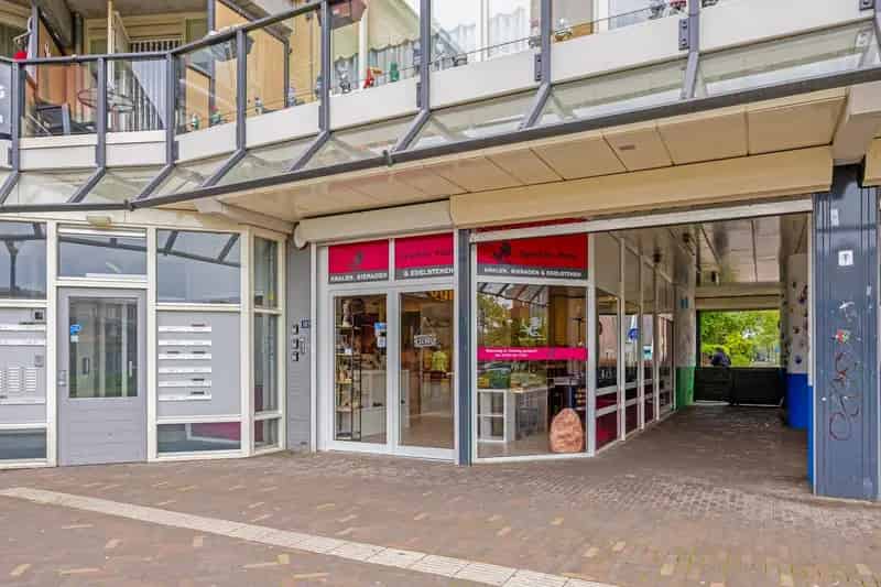 Winkel te Huur Nijmegen Leuvensbroek 128m2