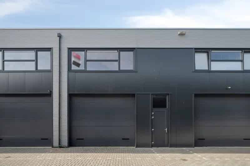 Bedrijfshal Lelystad te koop 150m2