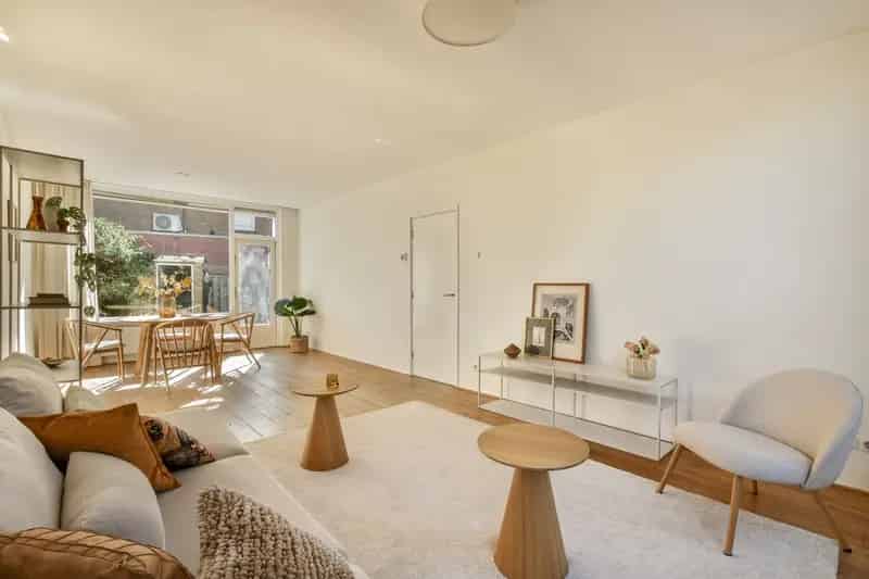 Hoekwoning Amstelveen 122m² Uitbouwmogelijkheid 6 Slaapkamers