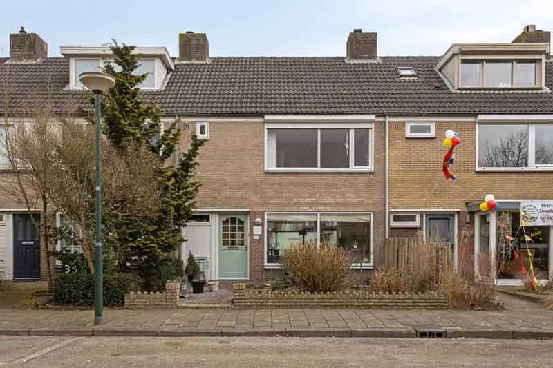 Tussenwoning Sint-Michielsgestel 4 slaapkamers zonnige tuin