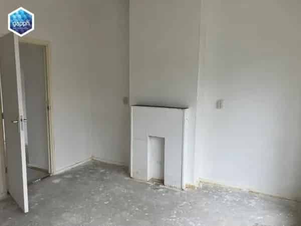 Appartement Amsterdam: Tijdelijke Woning Nabij Openbaar Vervoer