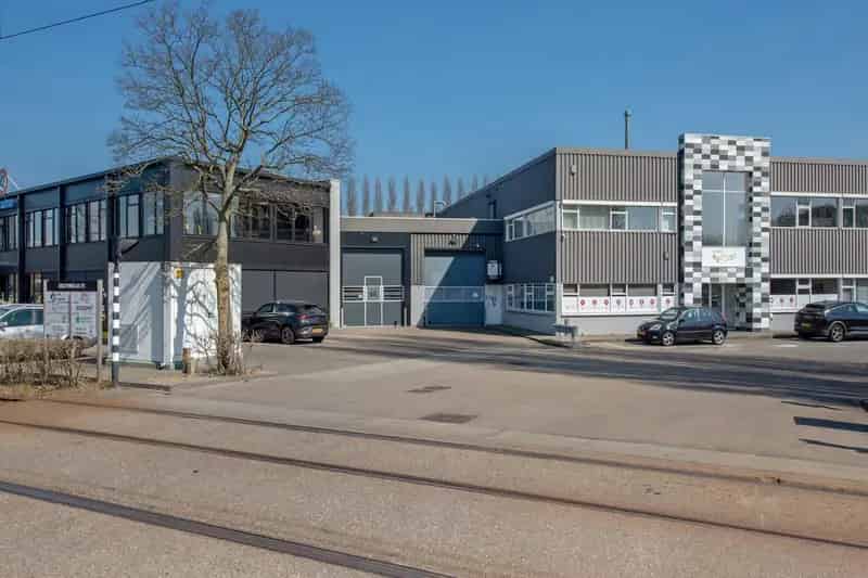 Bedrijfshal te huur Rijswijk 760m² nabij A13