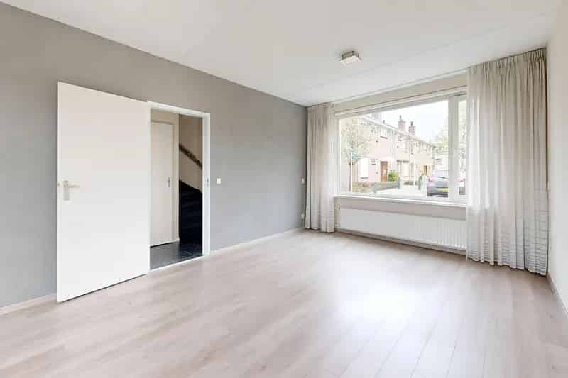Gezinswoning 4 slaapkamers Rustige straat Nabij school