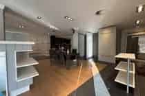 200m2 Winkelruimte met Bovenwoning te Koop Volendam