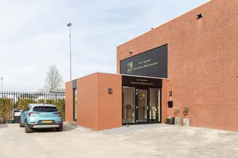 94-150 m2 Bedrijfsruimte te Huur Alblasserdam