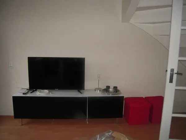 Te Huur: Gemeubileerd Appartement Amsterdam Remmerdenplein