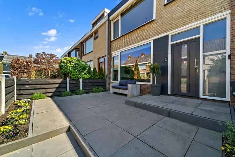 Huis te koop: Jan Sluytersstraat 8 3141 KH Maassluis 