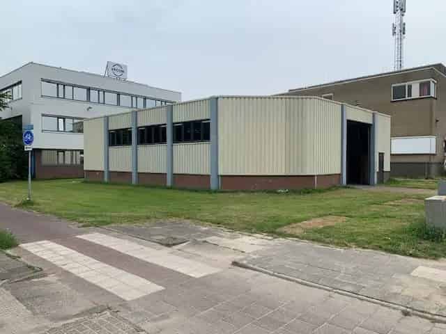 Bedrijfshal te Huur Maassluis 172m2 Opslag Werkplaats