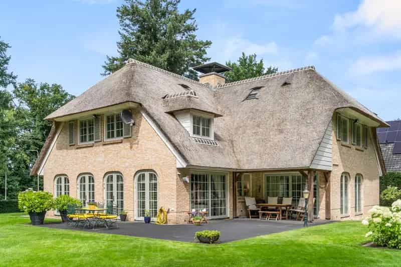 Huis te koop: Utrechtseweg 426 6865 CP Doorwerth | Funda