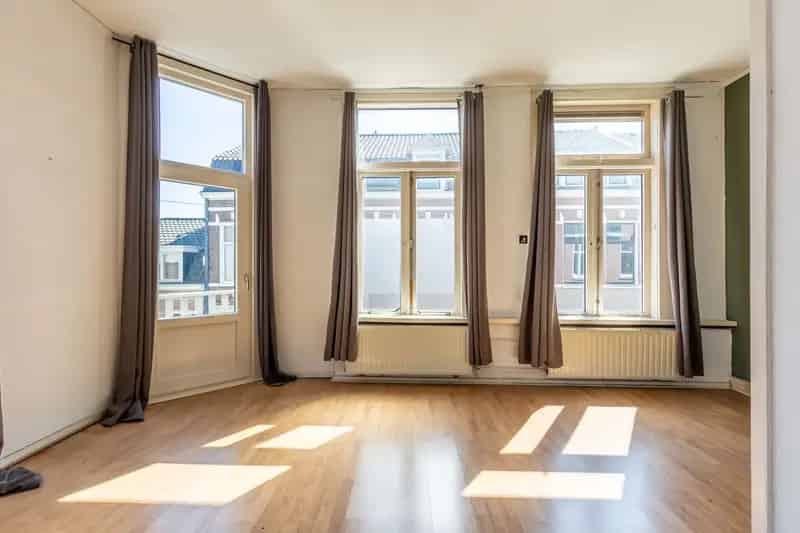 Ruim bovenhuis te moderniseren Haarlem