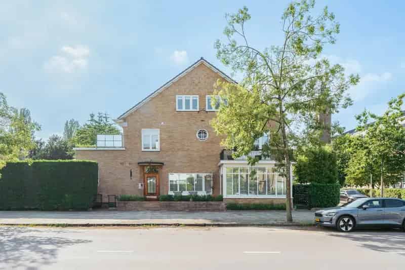 Huis te koop Amsterdam Zuid 4 slaapkamers 315m² tuin terras