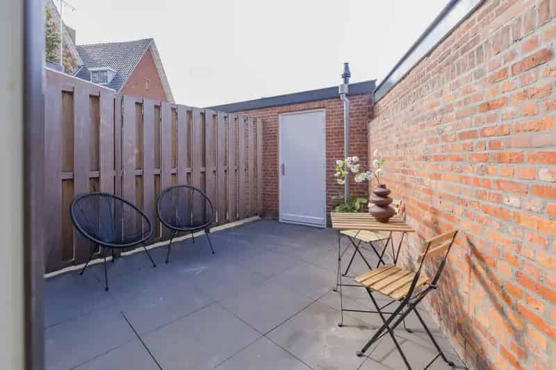 Appartement te koop IJmuiden: Ruim 4-kamer appartement met tuin