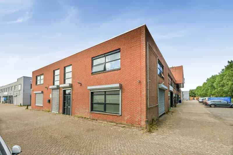 Bedrijfshal Beverwijk te huur Parallelweg 180m2