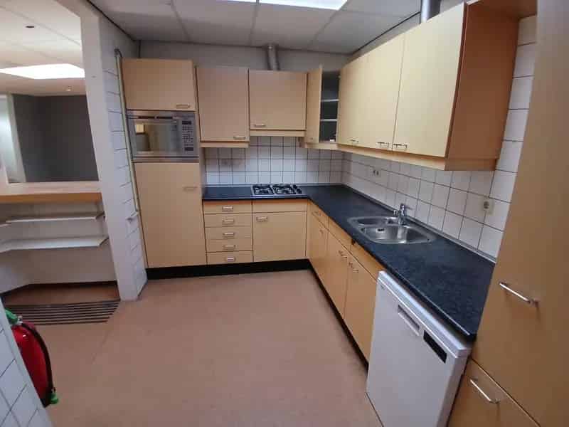 Werkruimte Hengelo 30m2 Keuken Gedeelde WC