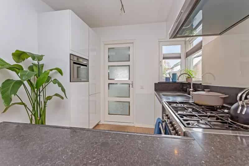 Ruime Tussenwoning Maarssen 3 slaapkamers Tuin Parkeren