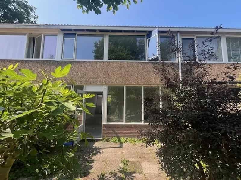 Gezinswoning 4 slaapkamers Stadskanaal per direct beschikbaar