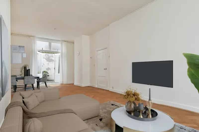 Grachtenpand Delft: Benedenwoning met Patio