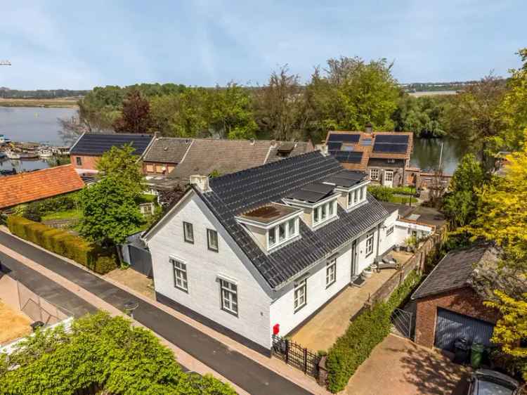 Moderne Boerderijwoning Linne 5 slaapkamers 2 badkamers