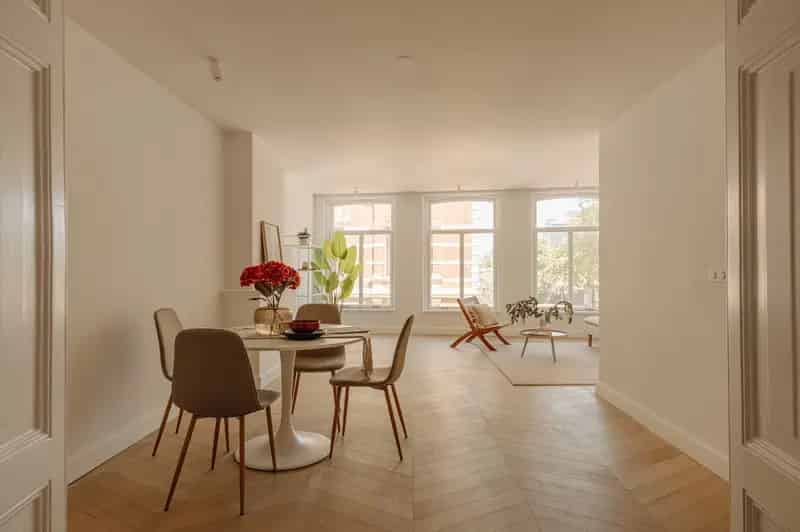 Appartement te koop Amsterdam Droogbak 71m2 gerenoveerd 2 slaapkamers