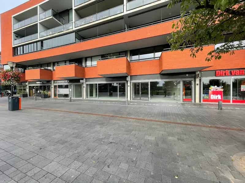 Winkel te Huur Hendrik Ido Ambacht 200m2 Hoogambacht