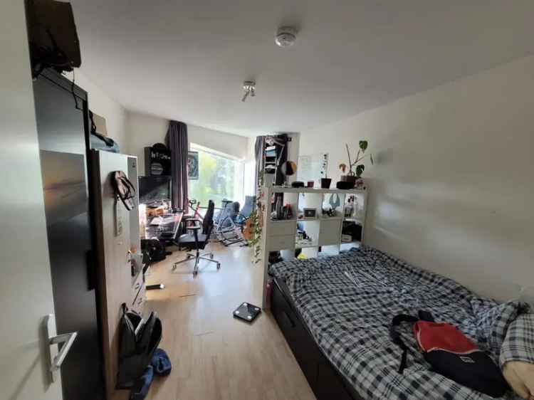Kamer te Huur Nabij Campus: Gezellig Huis met 3 Huisgenoten